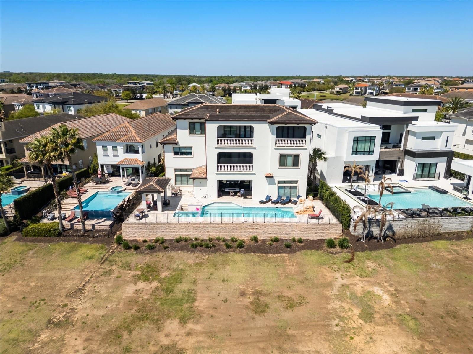 Listing photo id 87 for 905 Golden Bear Drive