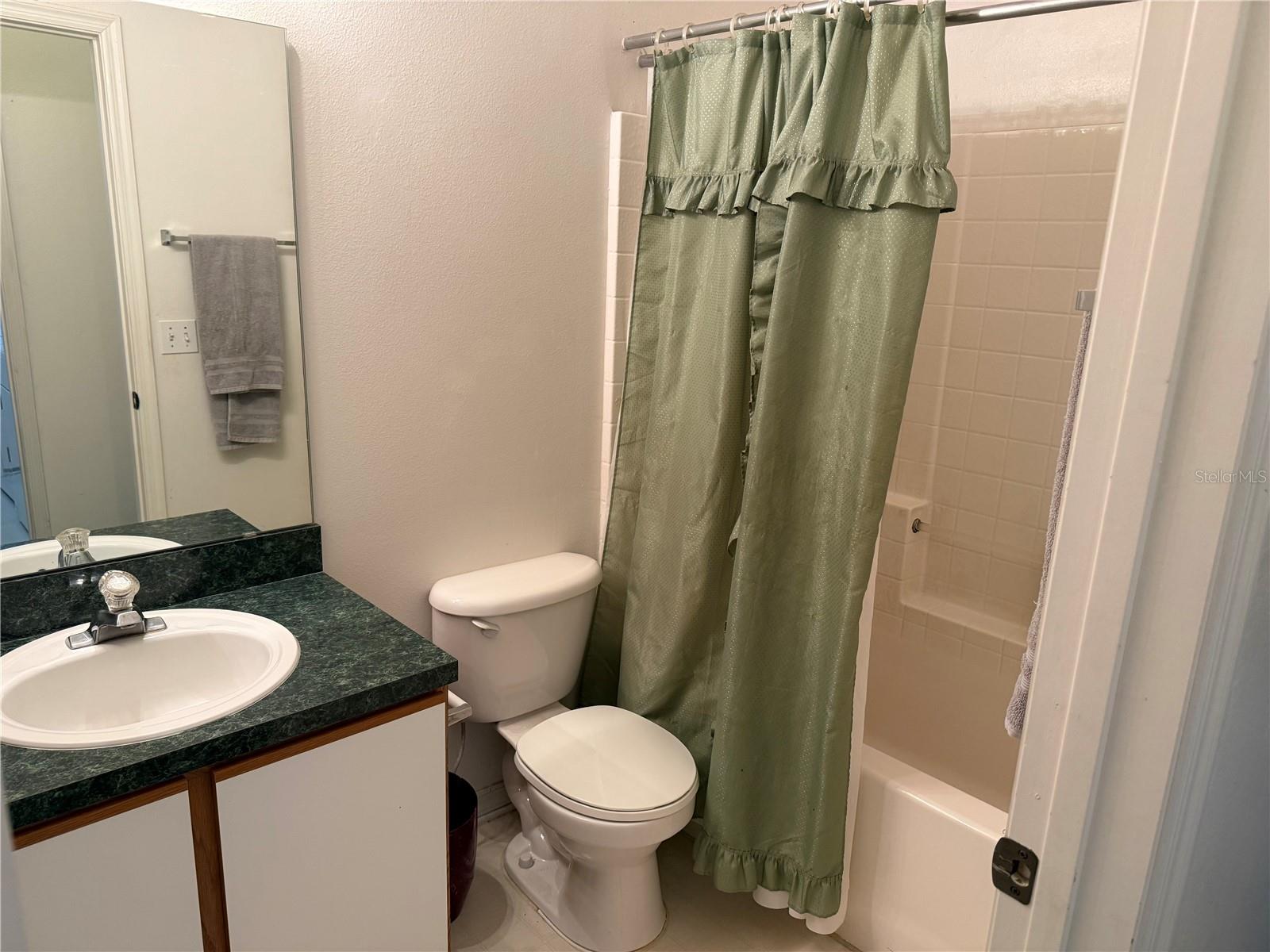 Image 12 of 20 For 137 Julliard Boulevard