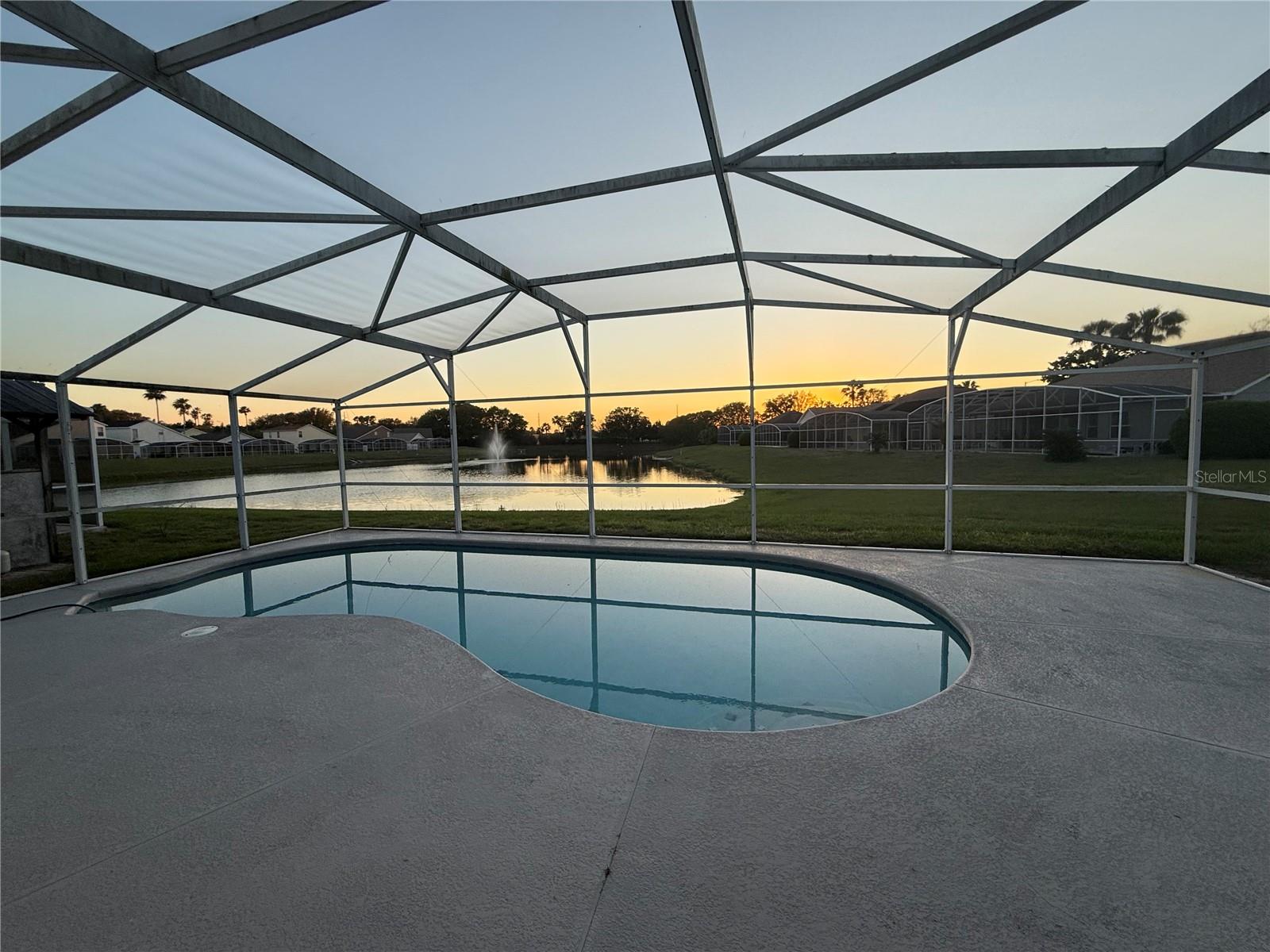 Image 14 of 20 For 137 Julliard Boulevard