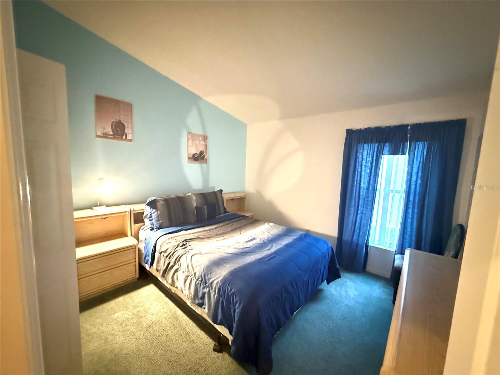 Image 15 of 20 For 137 Julliard Boulevard