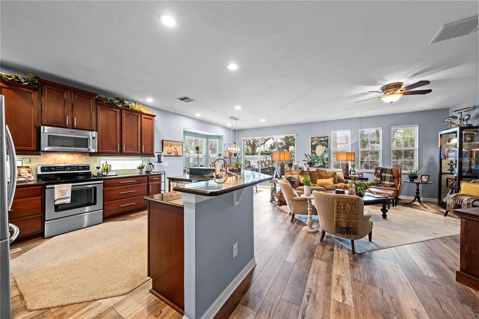 Image 12 of 77 For 8450 Northlake Parkway