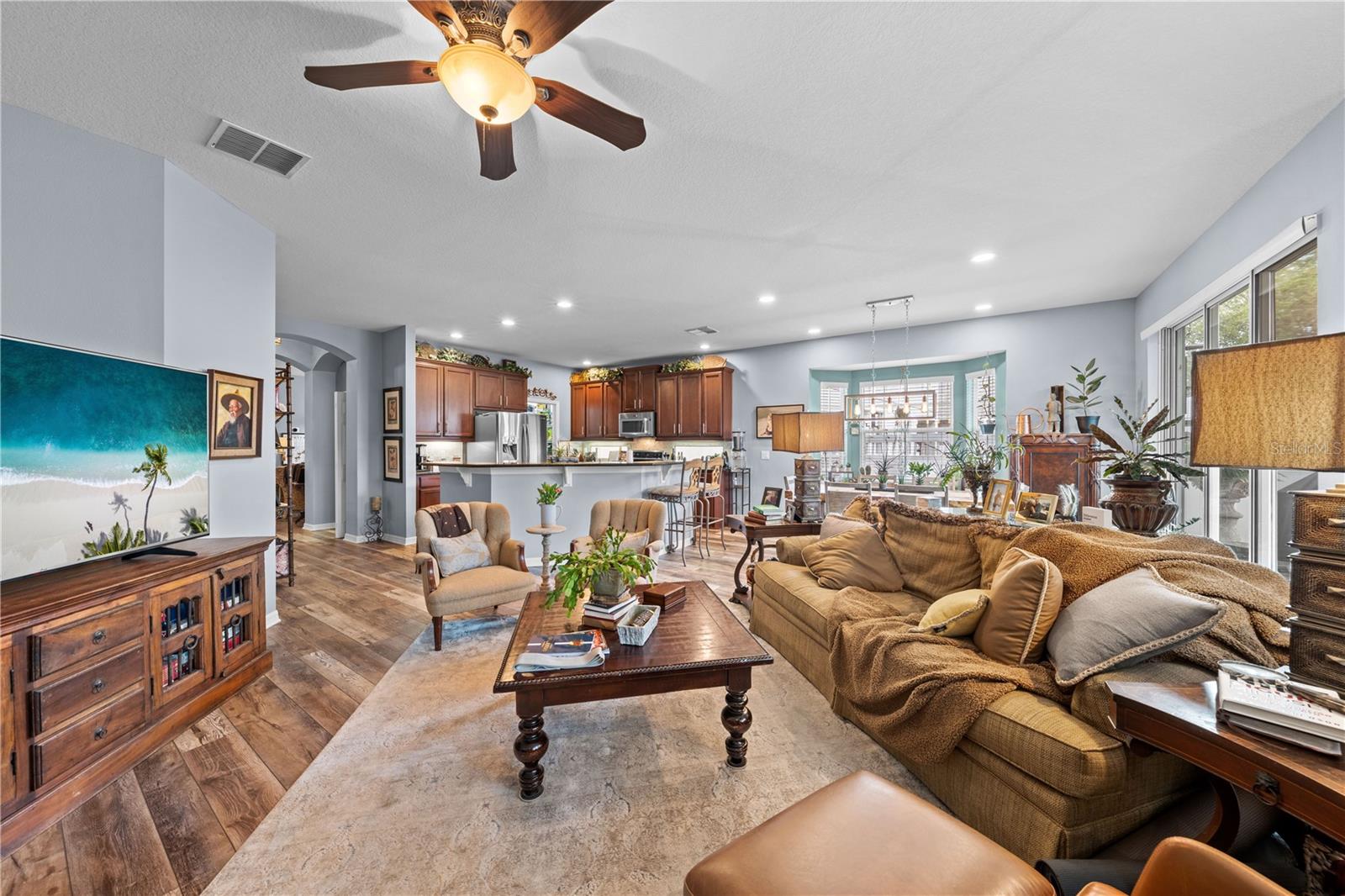 Image 21 of 77 For 8450 Northlake Parkway