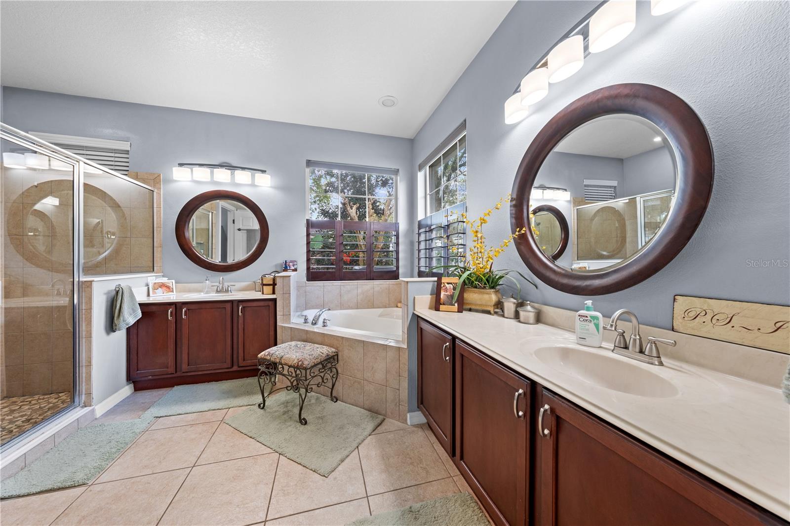 Image 35 of 77 For 8450 Northlake Parkway