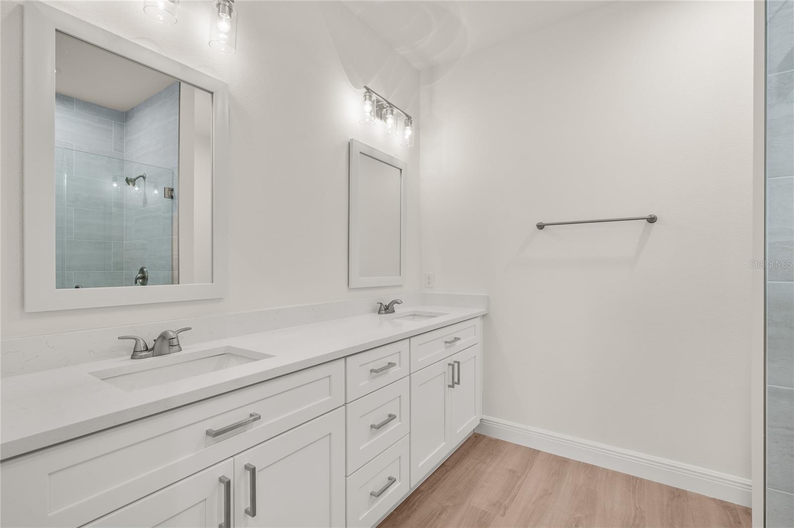 Image 23 of 46 For 140 11th Avenue