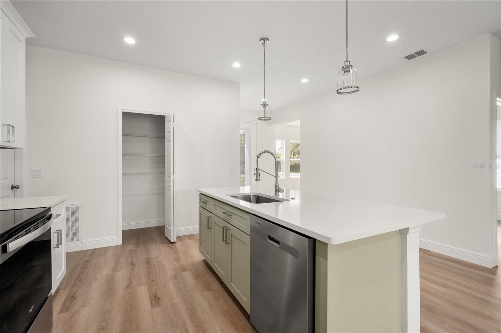 Image 10 of 49 For 144 11th Avenue