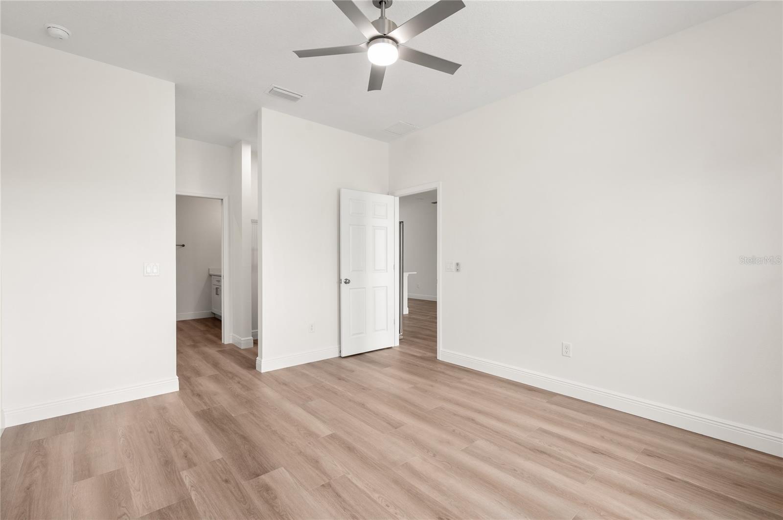 Image 21 of 49 For 144 11th Avenue