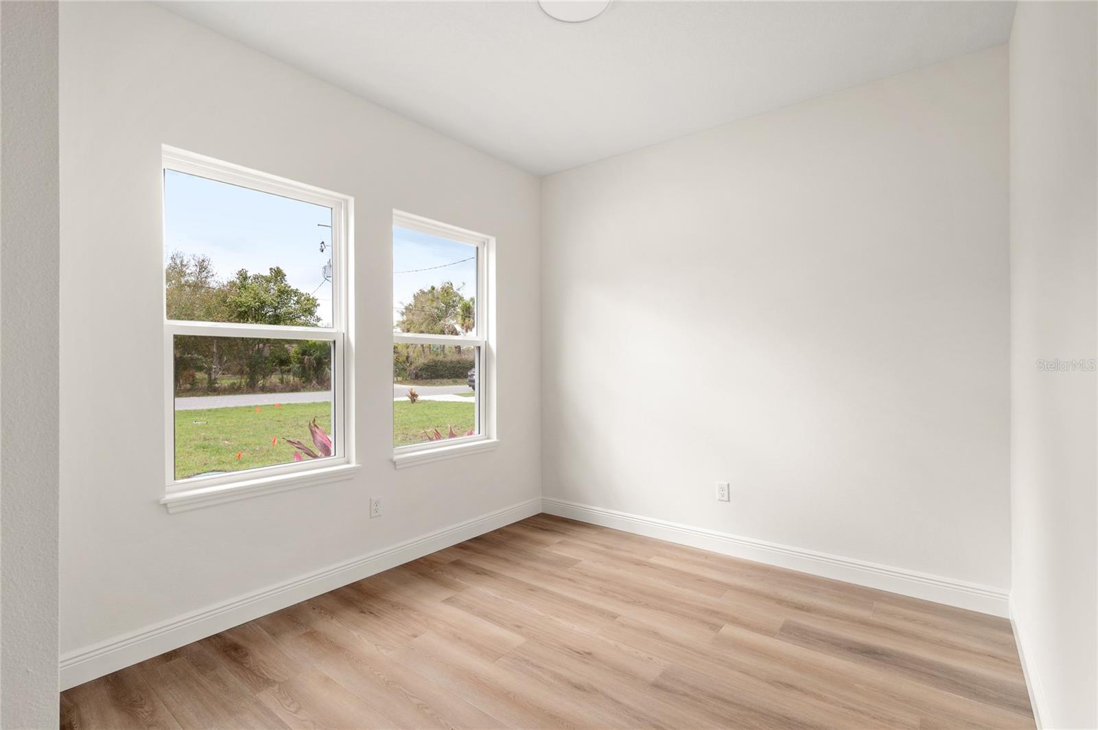 Image 31 of 49 For 144 11th Avenue