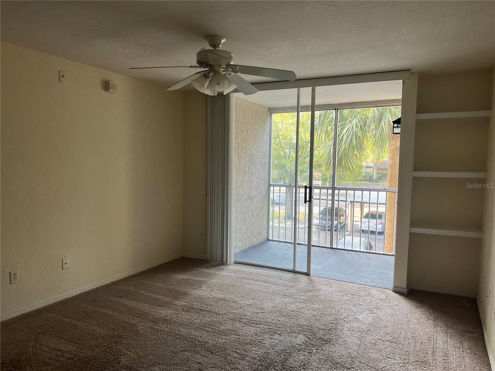 Image 6 of 11 For 8915 Latrec Ave 2203