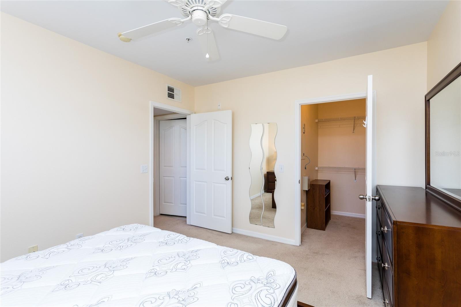 Image 9 of 21 For 770 Siena Palm Drive 307