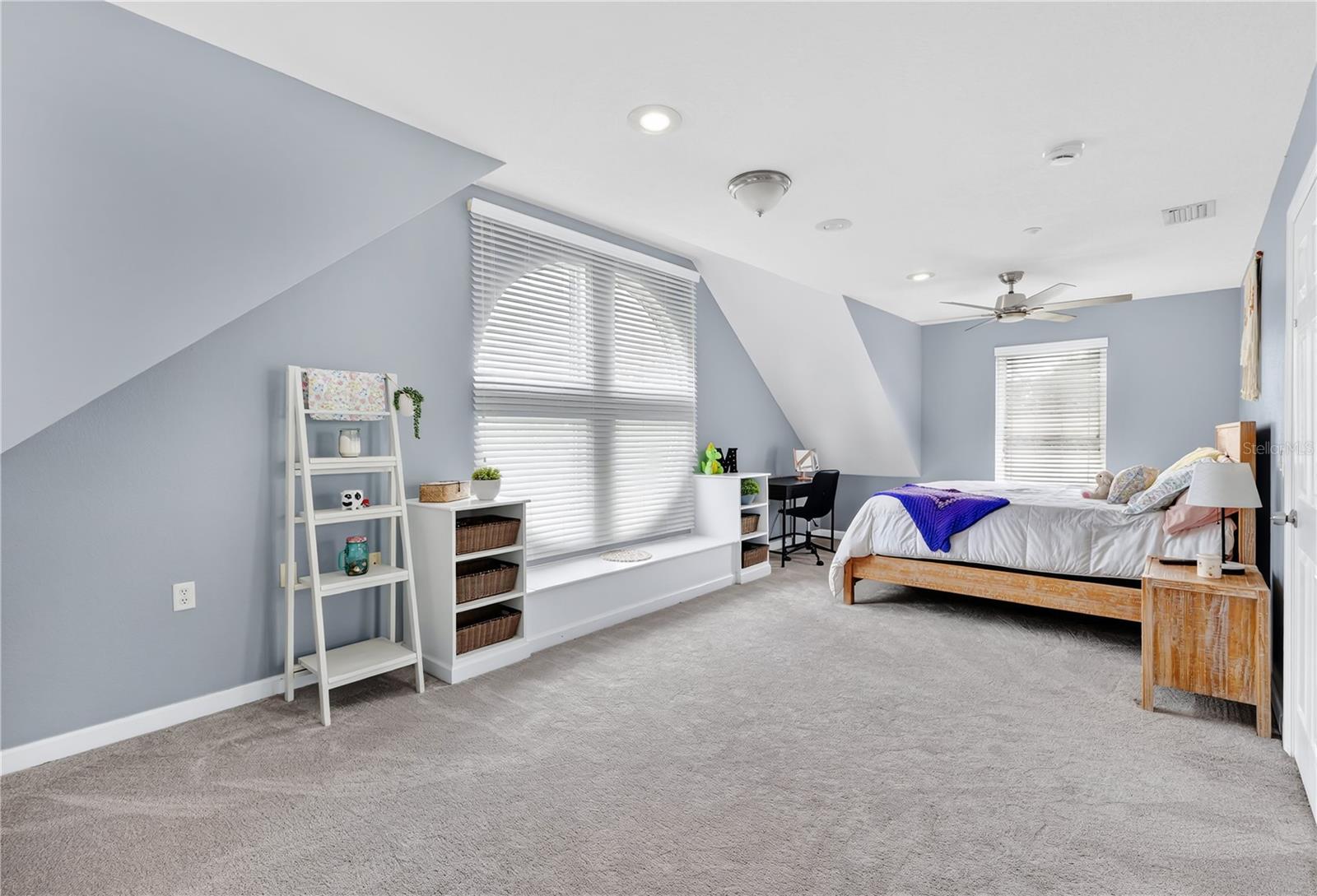 Image 22 of 48 For 1604 Regal Cove Court