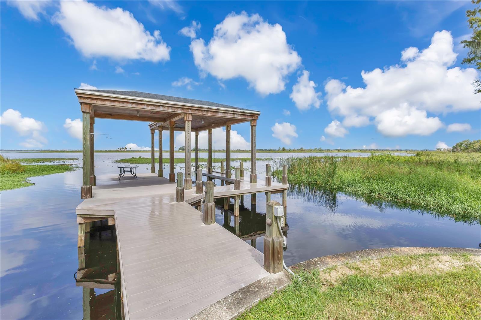 Image 3 of 48 For 1604 Regal Cove Court