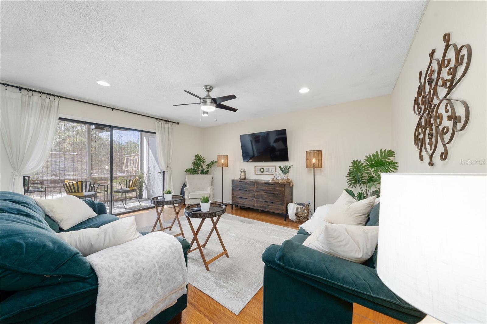 Image 14 of 28 For 200 Saint Andrews Boulevard 312