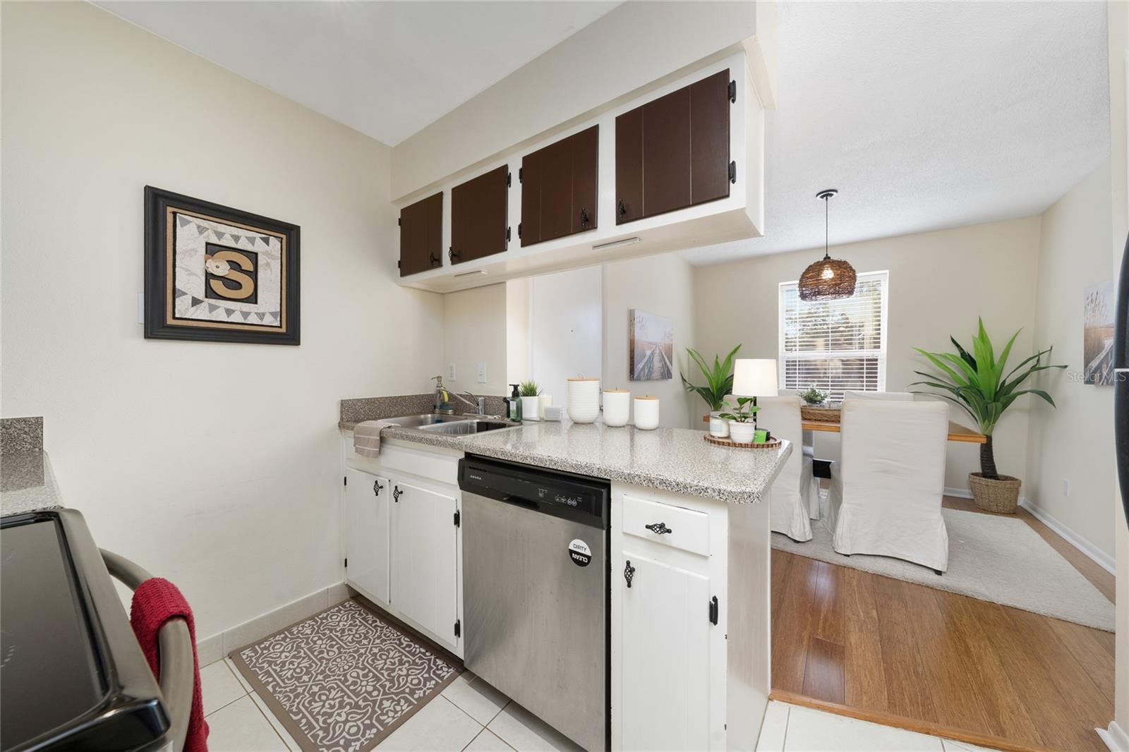 Image 21 of 28 For 200 Saint Andrews Boulevard 312