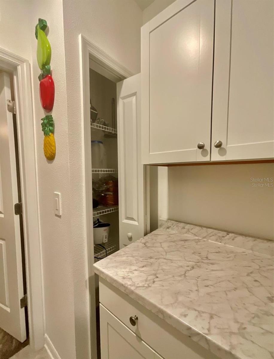 Image 6 of 9 For 201 Lawson Avenue