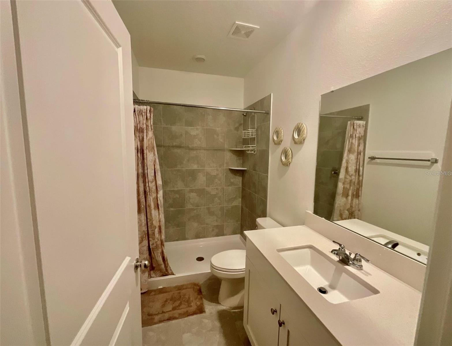 Image 7 of 9 For 201 Lawson Avenue