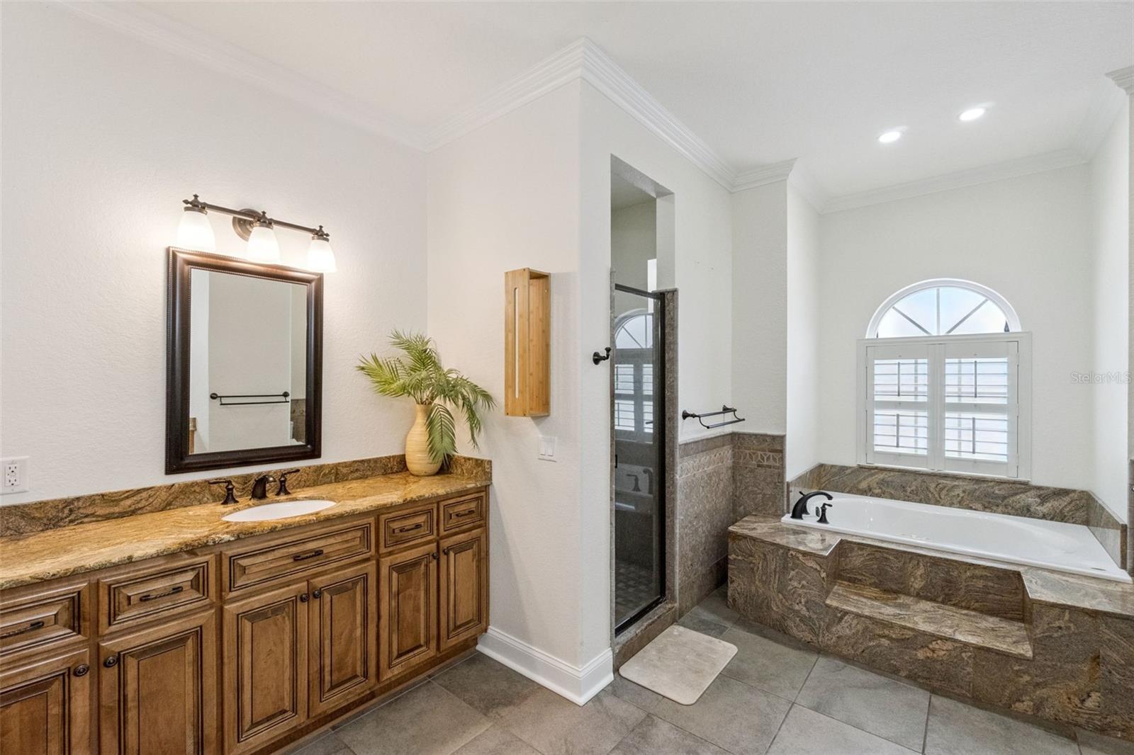 Image 28 of 66 For 6358 Oak Shore Drive