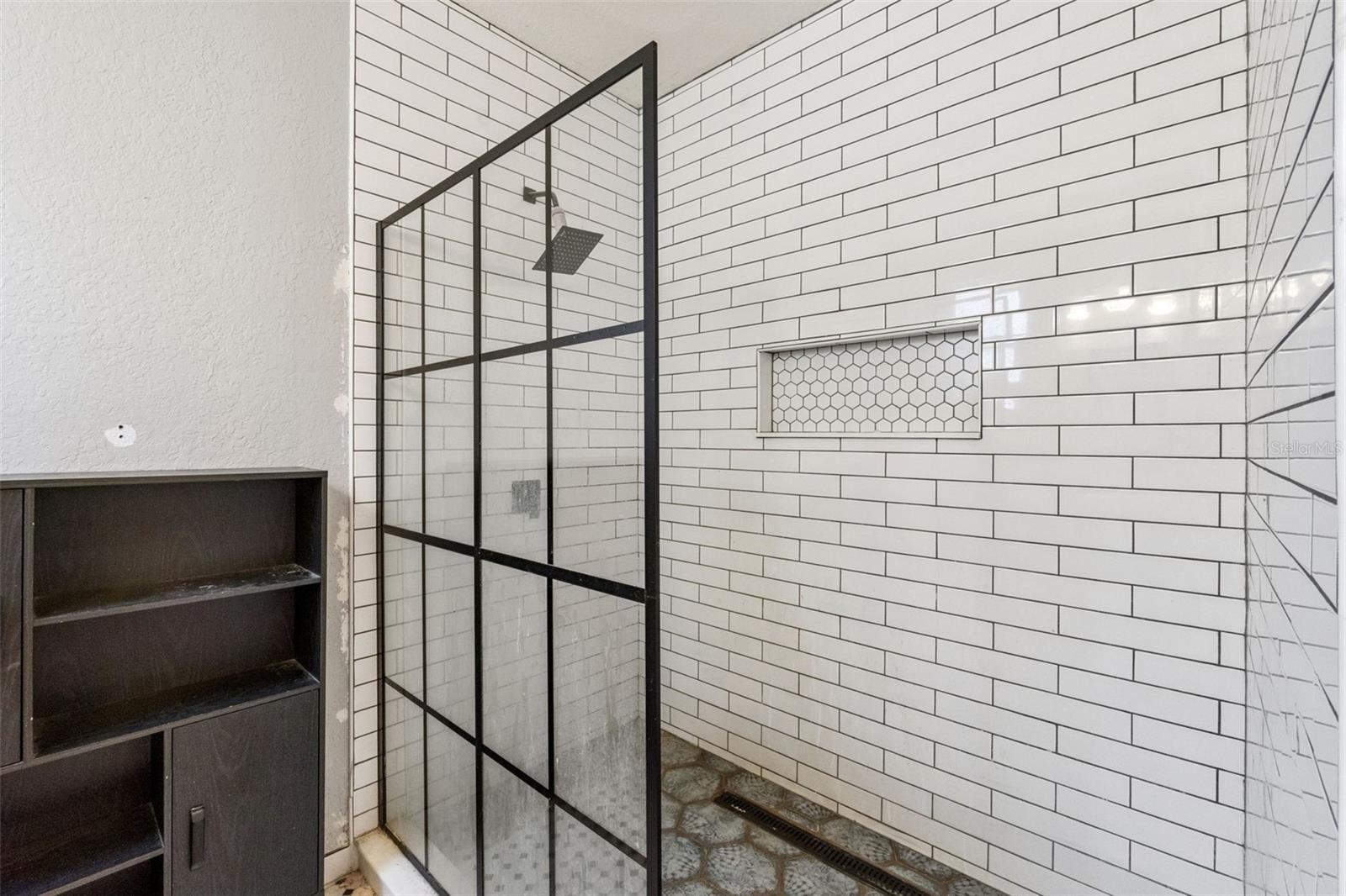 Image 33 of 66 For 6358 Oak Shore Drive