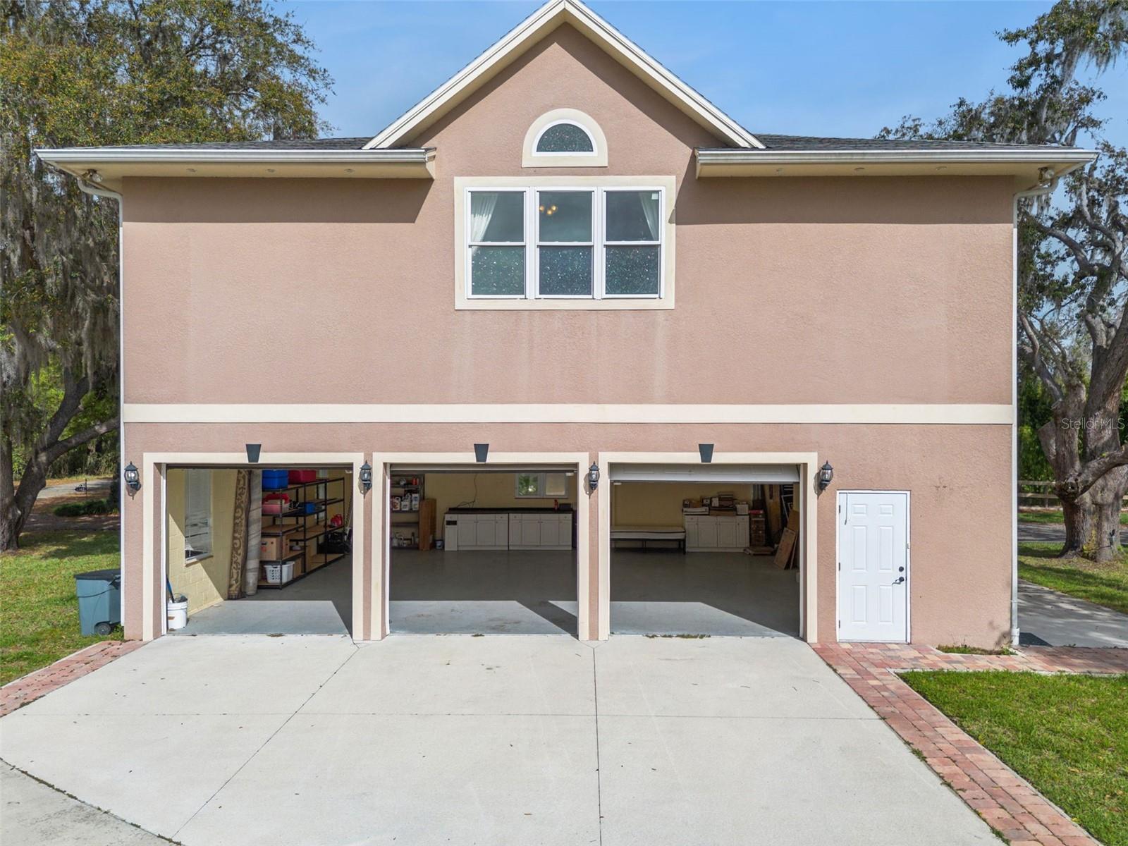 Image 45 of 66 For 6358 Oak Shore Drive