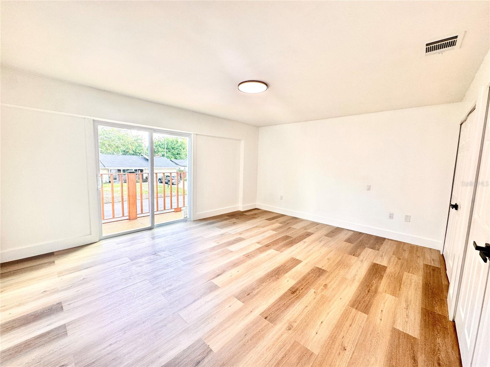 Image 13 of 16 For 14 Glendale Drive