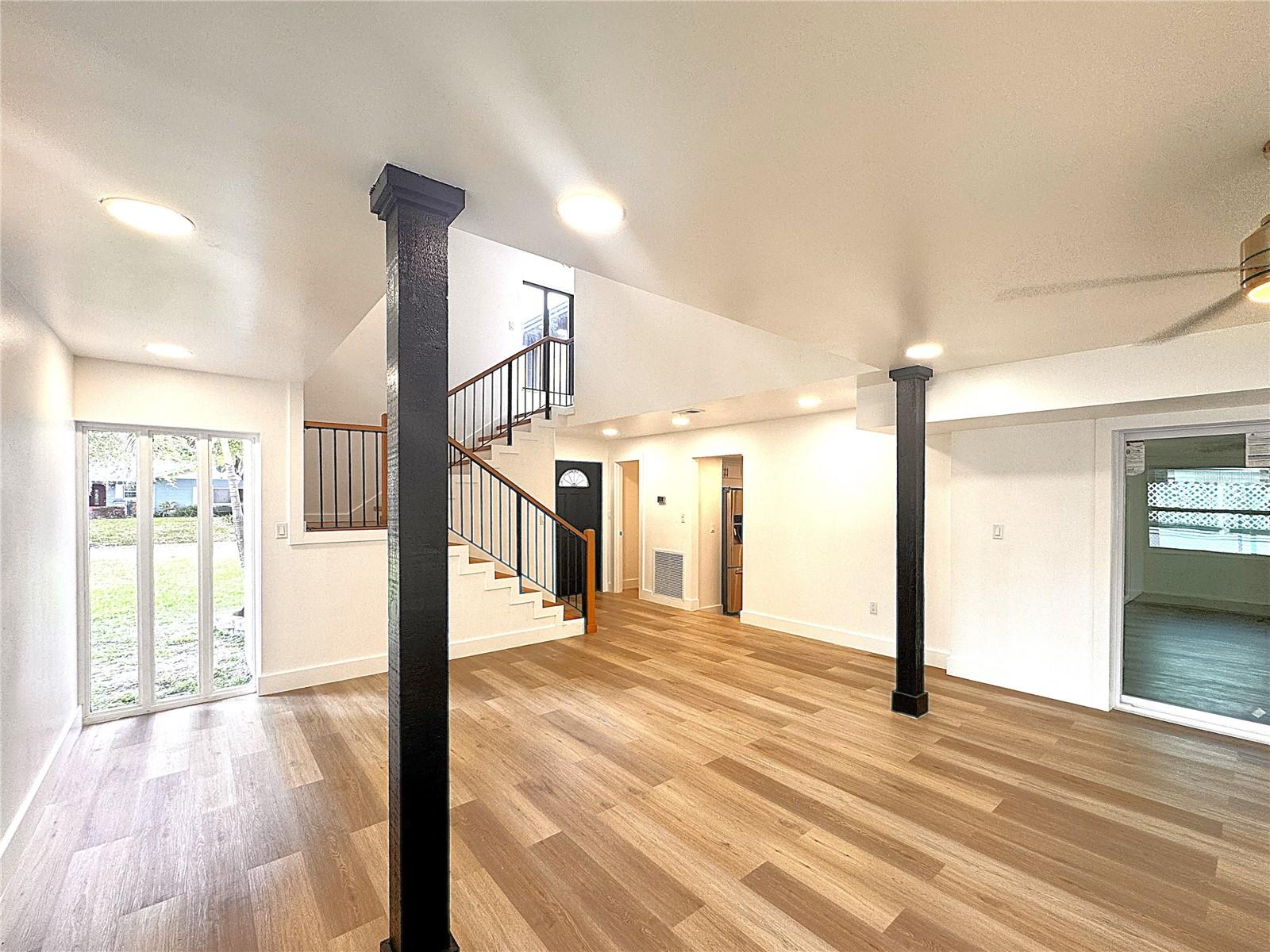 Image 3 of 16 For 14 Glendale Drive