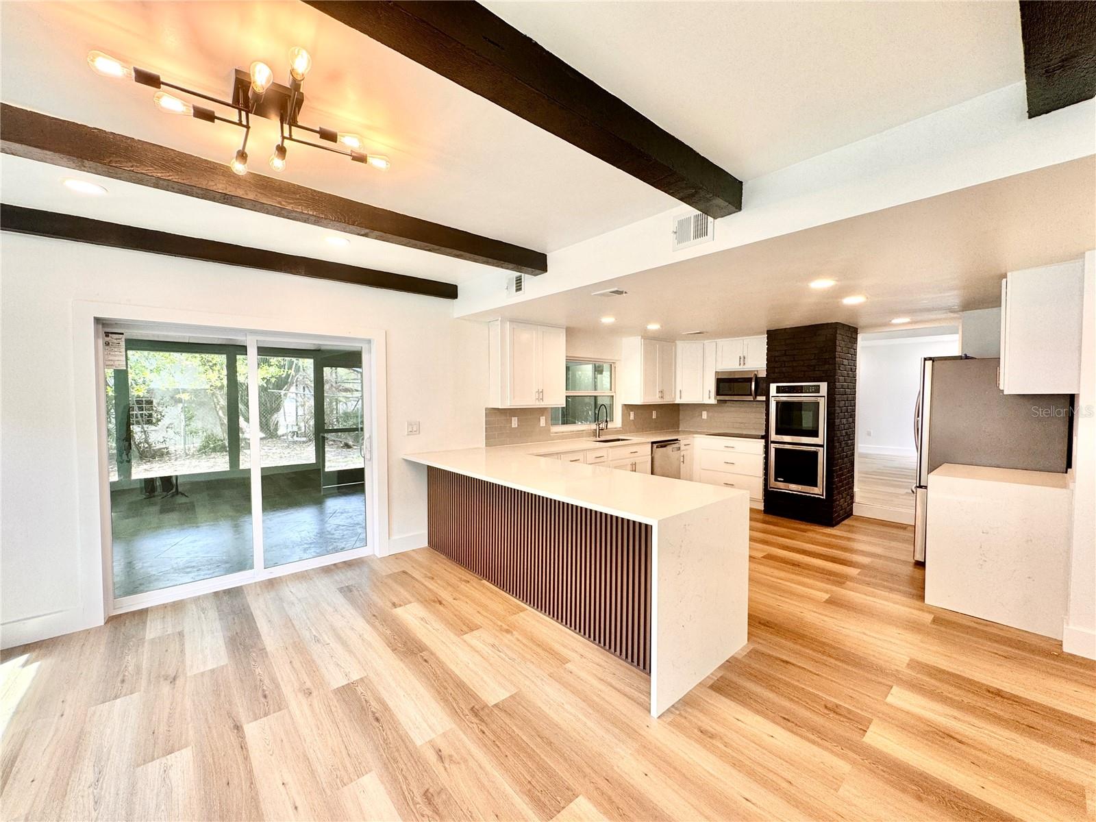 Image 4 of 16 For 14 Glendale Drive