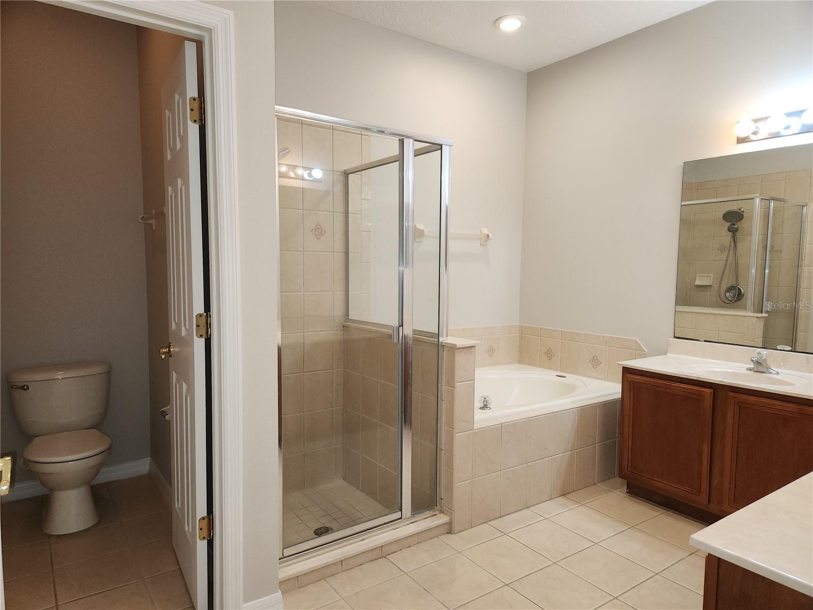 Image 17 of 28 For 9918 Bennington Chase Drive