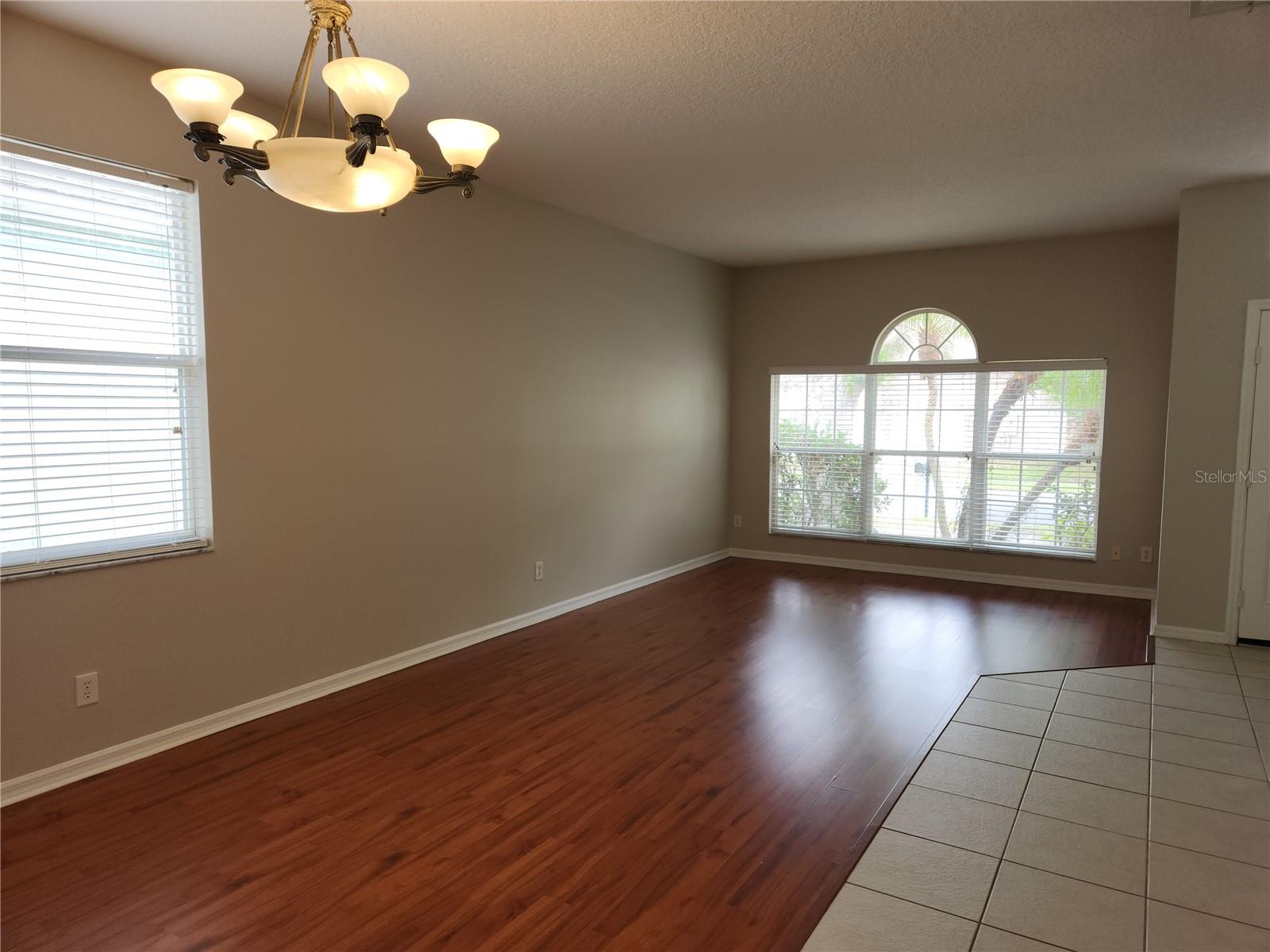 Image 4 of 28 For 9918 Bennington Chase Drive