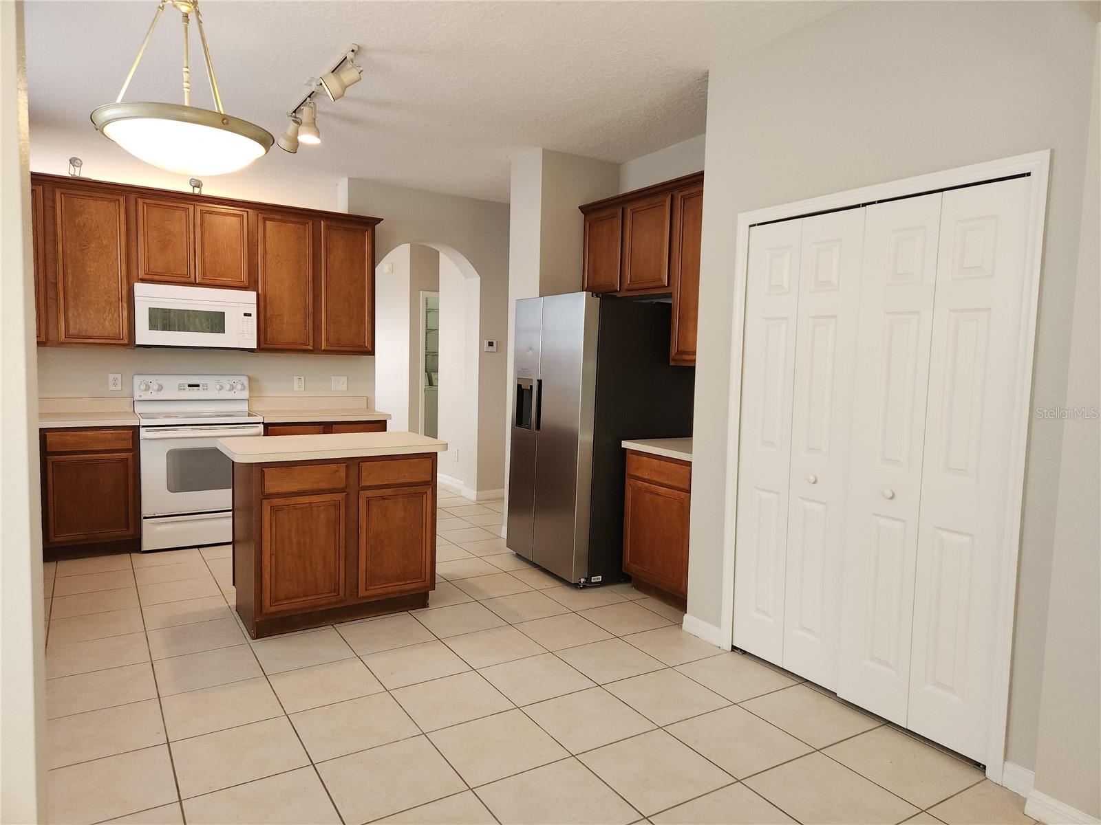 Image 7 of 28 For 9918 Bennington Chase Drive