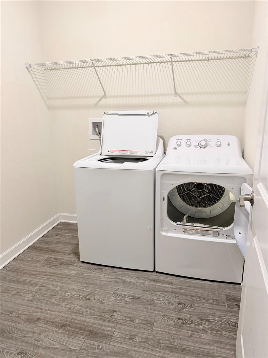 Image 28 of 34 For 2065 Camden Loop