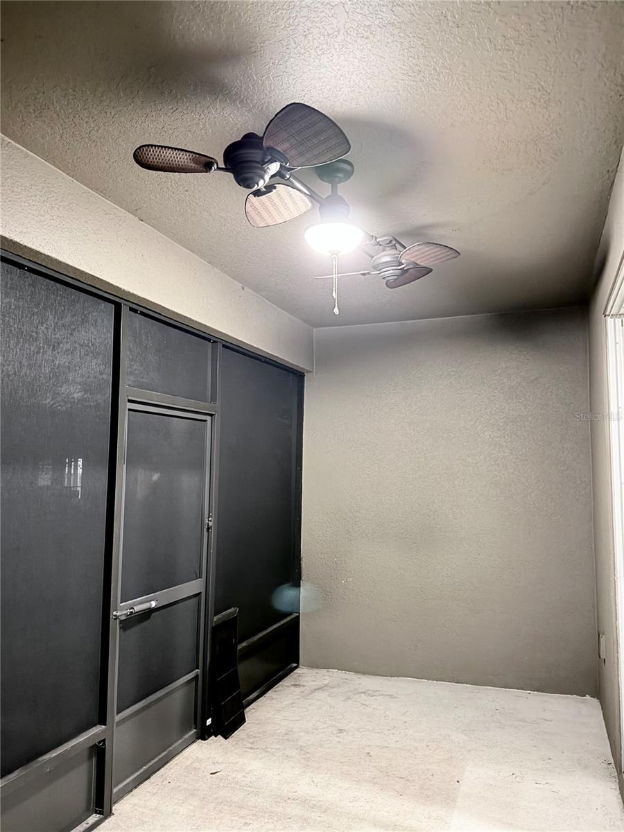 Image 29 of 34 For 2065 Camden Loop