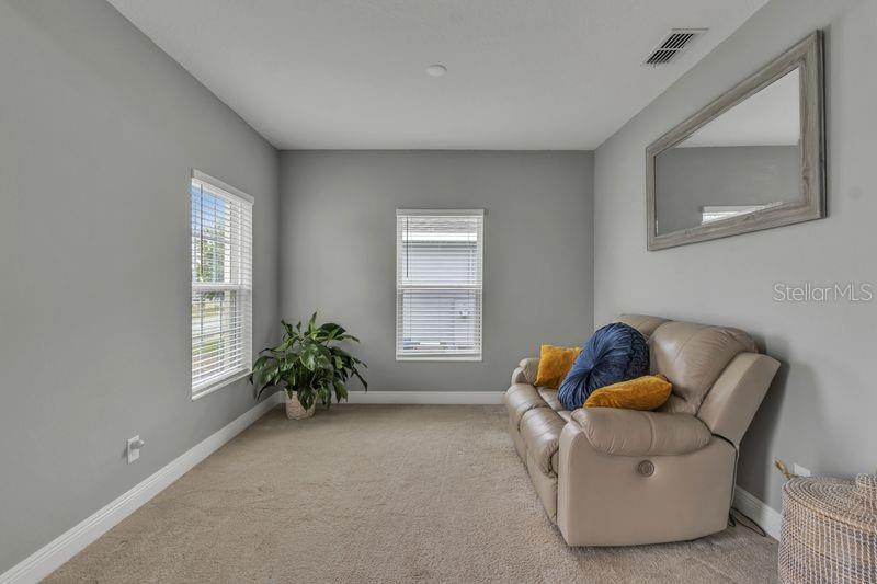 Image 16 of 38 For 187 Hydra Way