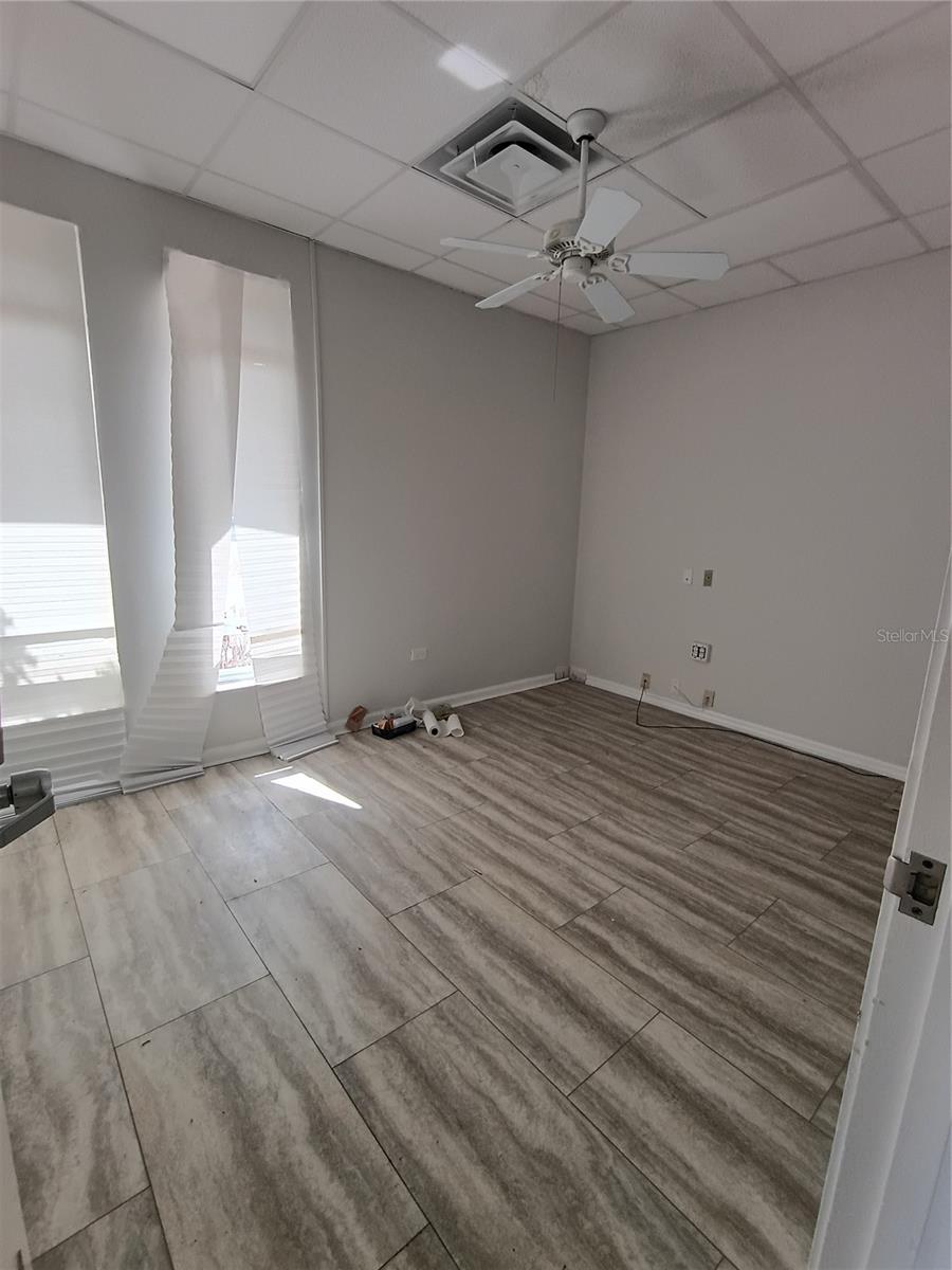 Image 8 of 10 For 1501 La Jolla Avenue