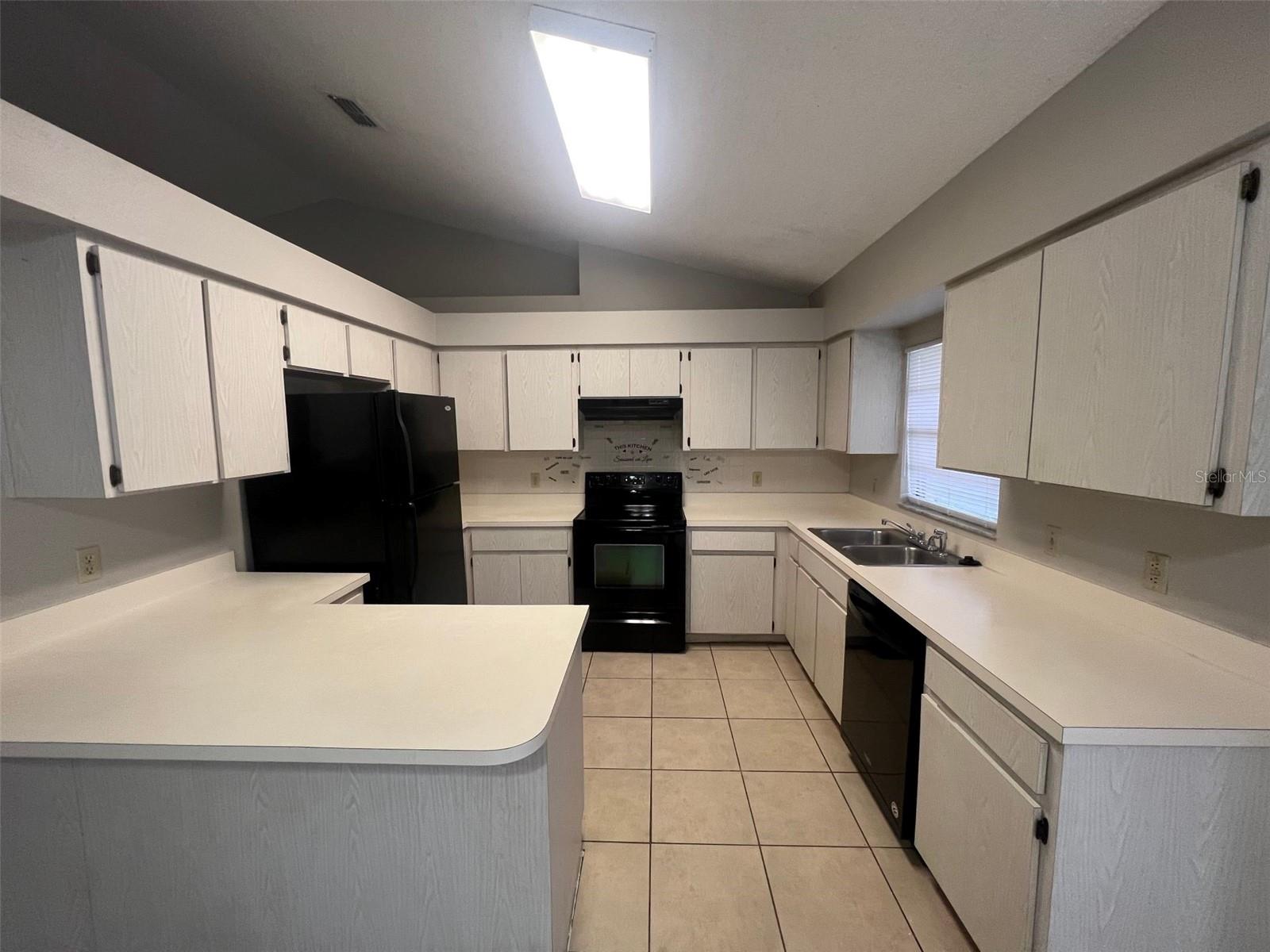 Image 6 of 15 For 512 Finch Court