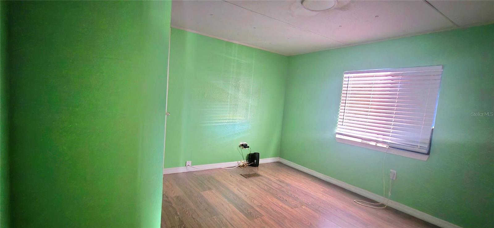 Image 18 of 28 For 1150 Country Club Lane