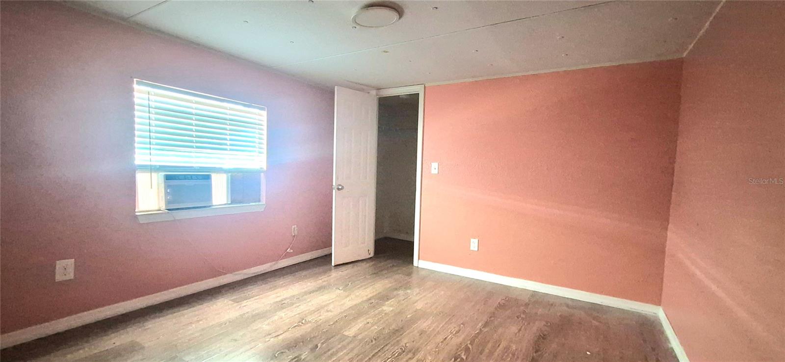 Image 19 of 28 For 1150 Country Club Lane