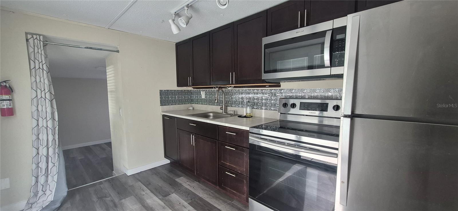 Image 27 of 28 For 1150 Country Club Lane