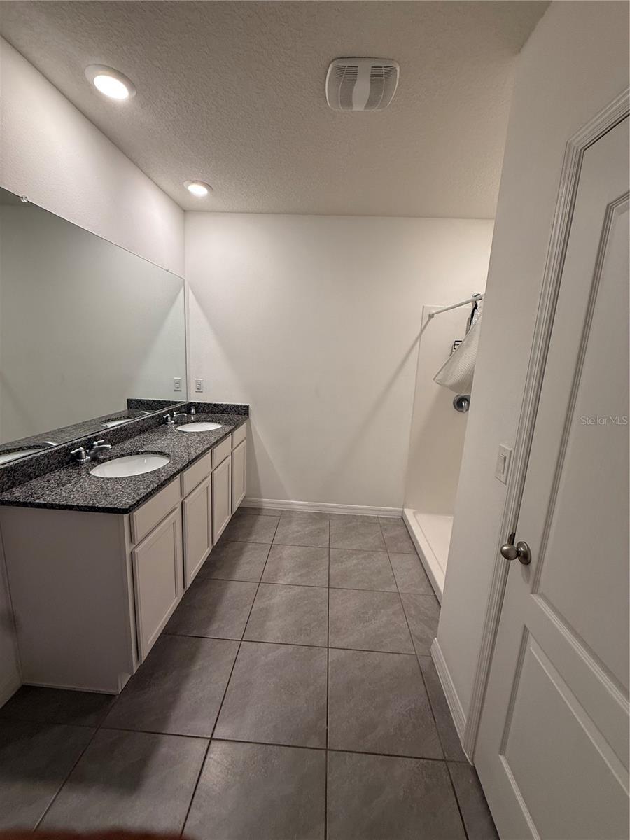 Image 11 of 12 For 1731 Setter Avenue