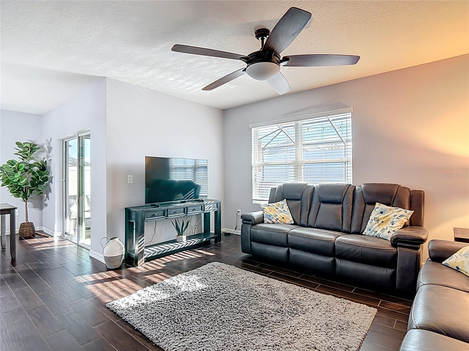 Image 15 of 56 For 1730 Van Gogh Drive