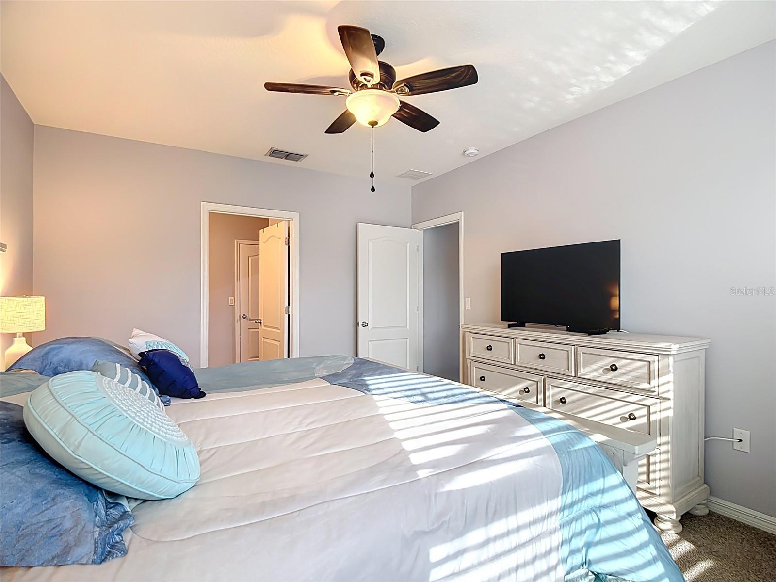 Image 21 of 56 For 1730 Van Gogh Drive