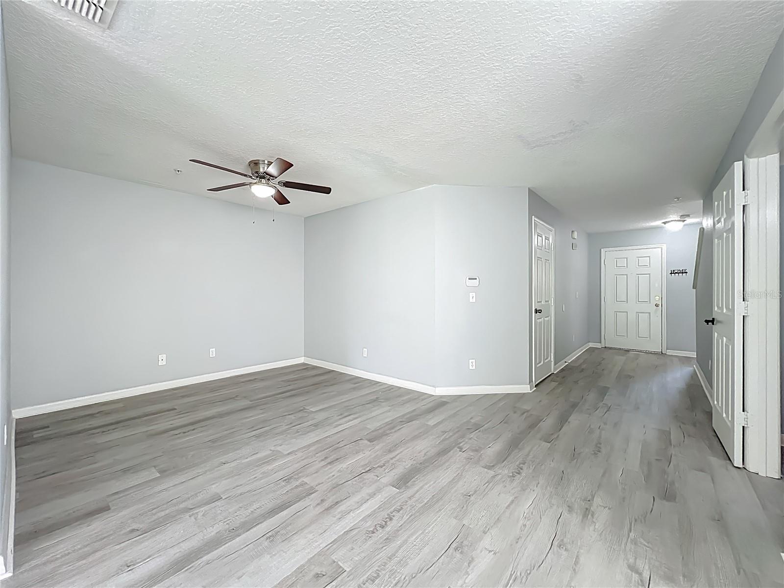 Image 10 of 58 For 13430 Southmeadow Dr  138