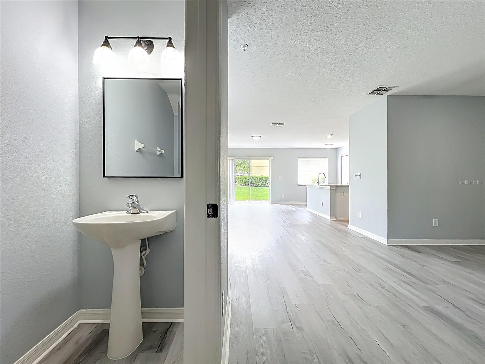 Image 11 of 58 For 13430 Southmeadow Dr  138