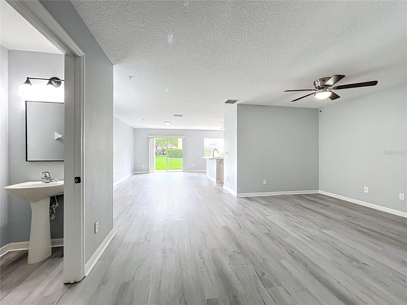 Image 14 of 58 For 13430 Southmeadow Dr  138