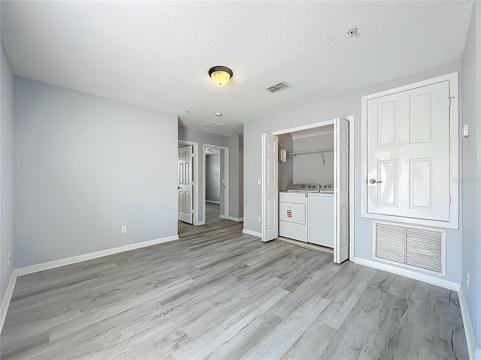 Image 15 of 58 For 13430 Southmeadow Dr  138