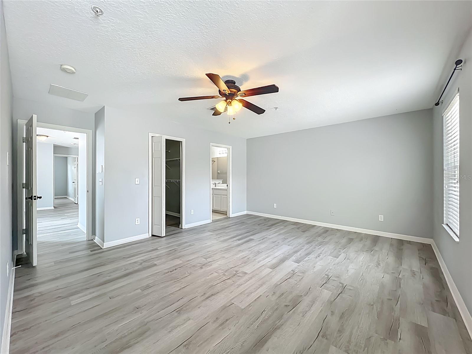 Image 19 of 58 For 13430 Southmeadow Dr  138