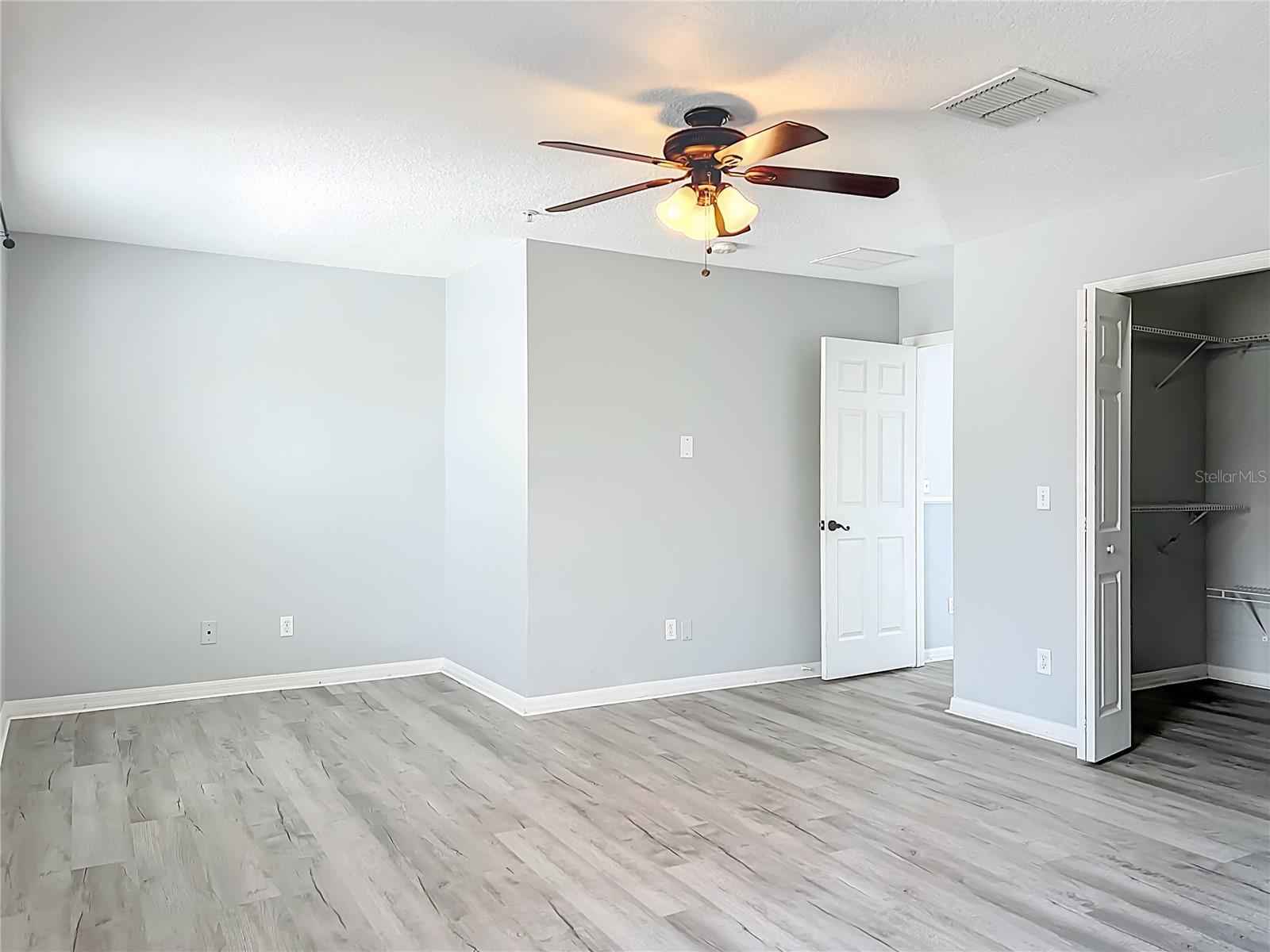 Image 21 of 58 For 13430 Southmeadow Dr  138