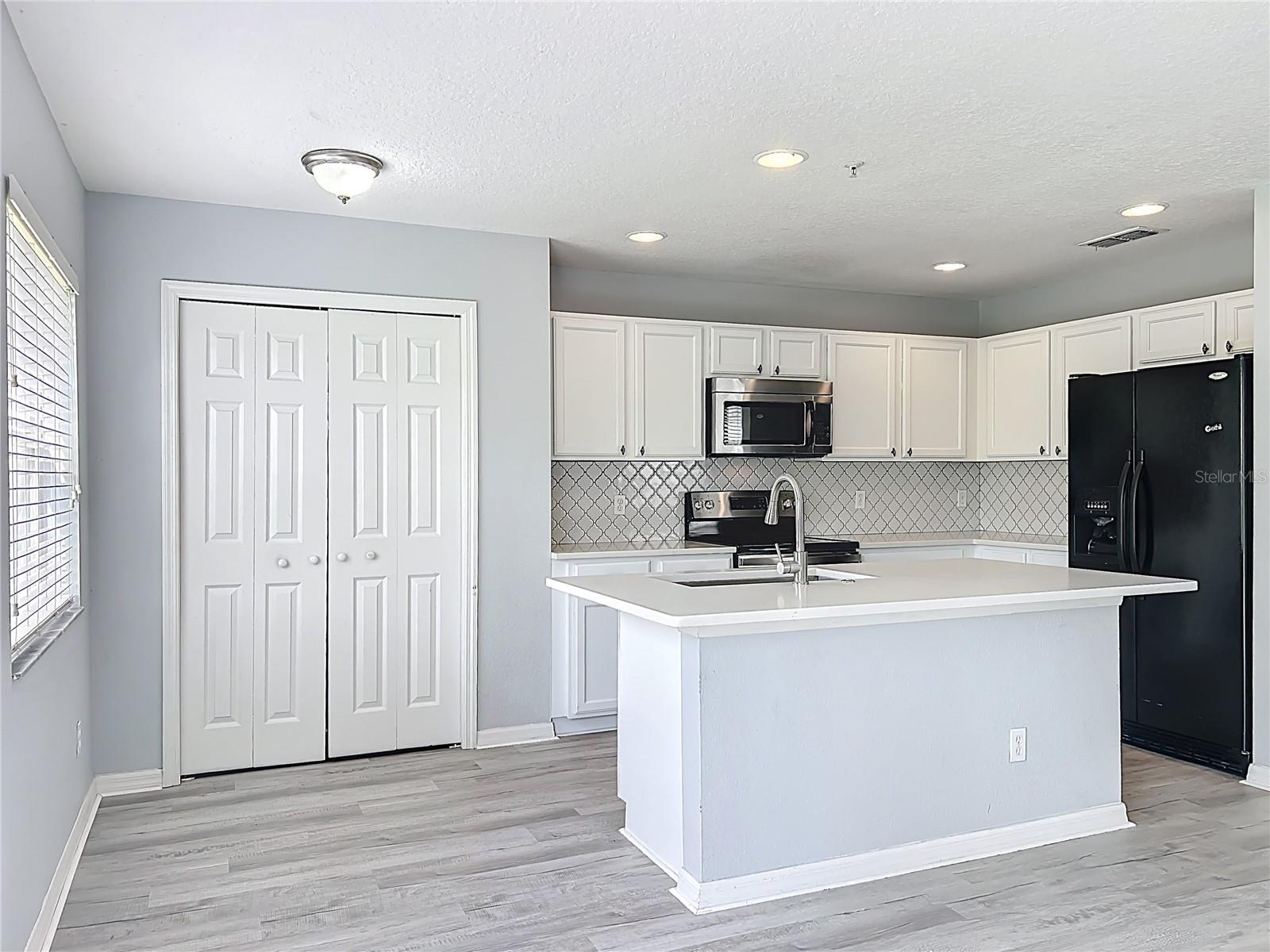 Image 36 of 58 For 13430 Southmeadow Dr  138