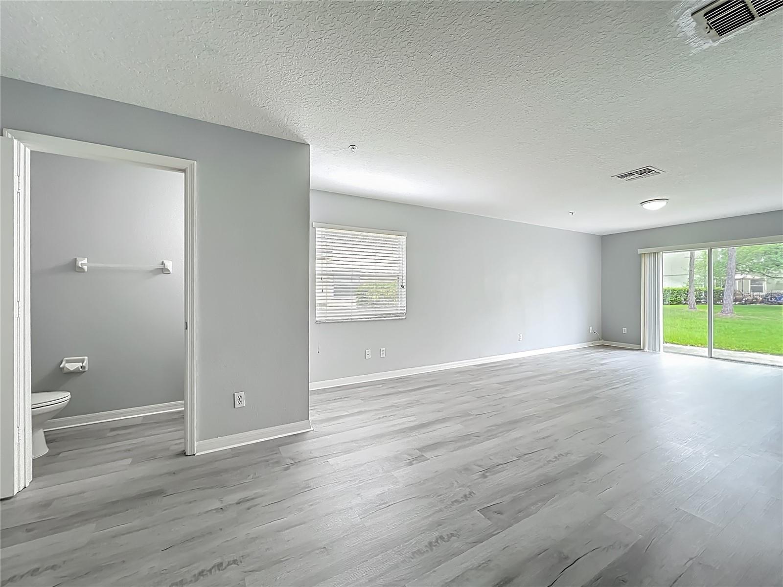 Image 37 of 58 For 13430 Southmeadow Dr  138