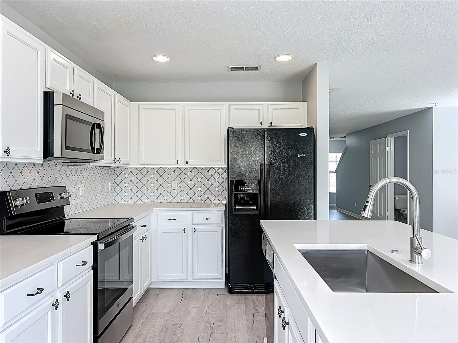 Image 6 of 58 For 13430 Southmeadow Dr  138