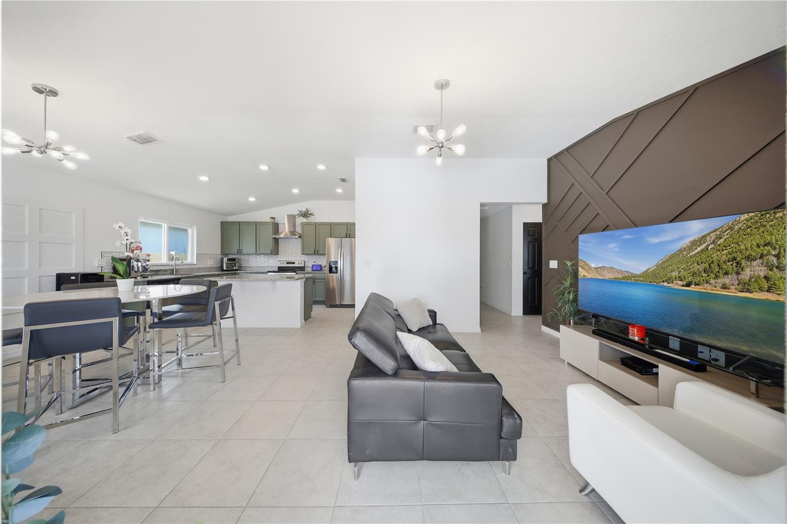 Image 5 of 39 For 3178 Eagle Hammock Circle