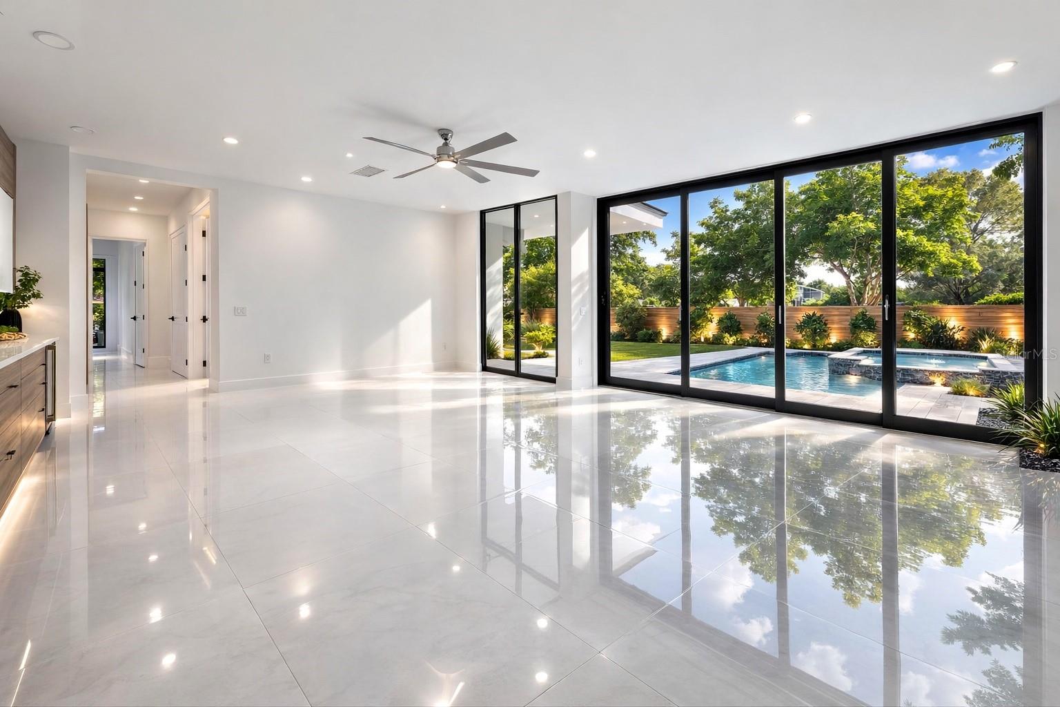 Image 18 of 19 For 2441 Webber Street